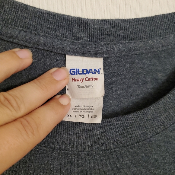 Man Enough To Wear Pink Breast Cancer Awareness Navy T-shirt Mens Size XL Ribbon - Picture 3 of 4